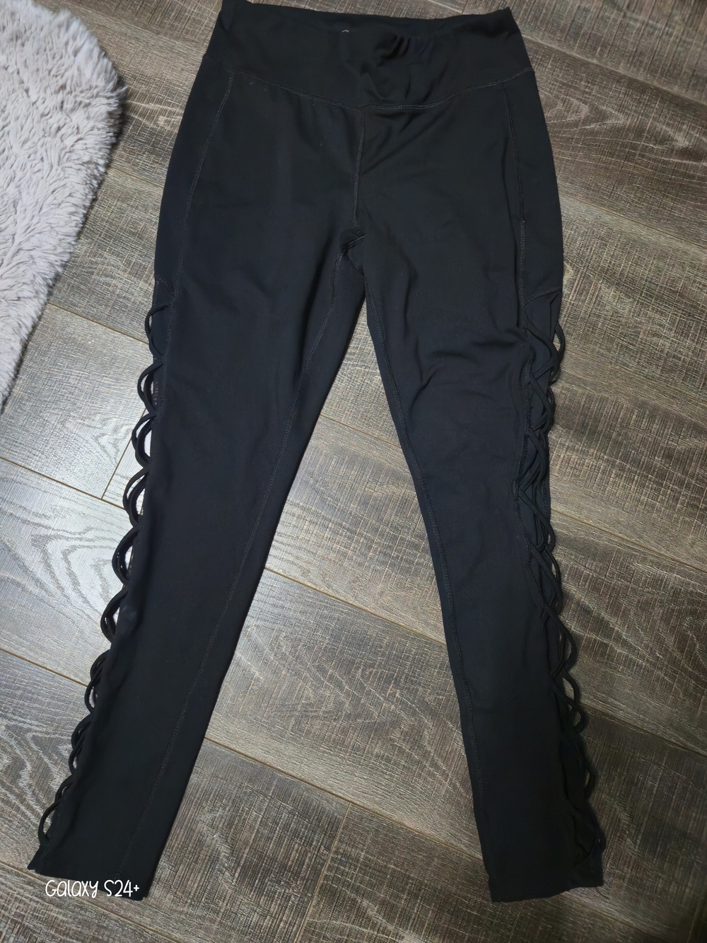 Jessica Simpson Black Lattice-Side Leggings